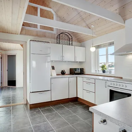 Amazing In With 5 Bedrooms, Sauna & Wifi * Skjern